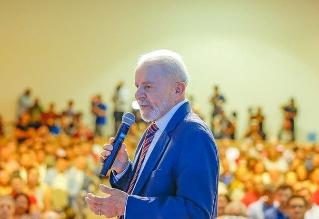 Imagem da noticia Polícia Federal investiga inserção de dados falsos em fraude que filiou Lula ao PL, partido de Bolsonaro