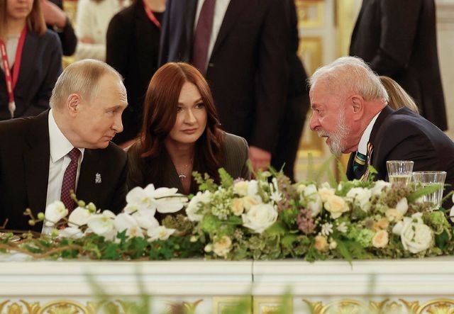 Imagem da noticia Lula vai a jantar de Putin antes do Dia da Vitória na Rússia