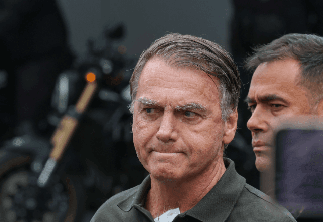 Imagem da noticia Defensoria Pública do DF abre procedimento para apurar condições de saúde de Bolsonaro na prisão