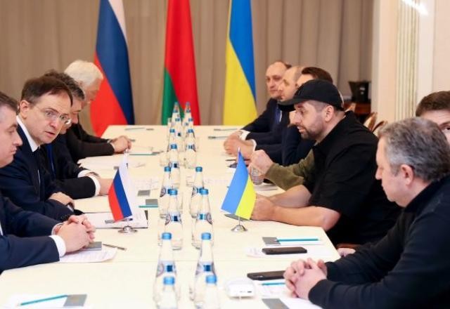 Imagem da noticia Reunião entre Rússia e Ucrânia termina sem acordo, diz agência russa