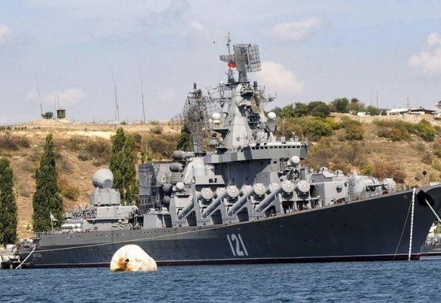 Imagem da noticia Guerra na Ucrânia: navio militar da Rússia afunda após explosão