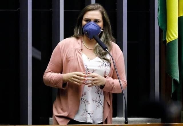 Imagem da noticia Marilia Arraes nega acordo com Lira e diz ser alvo de animosidade do PT
