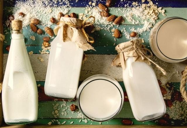 Imagem da noticia Bolsonaro zera IPI de bebidas para pessoas com dietas vegetarianas