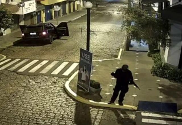 Imagem da noticia Confira detalhes da ação de criminosos em Mococa (SP)