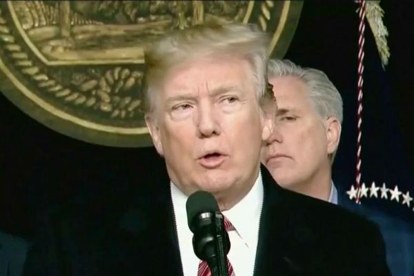 Imagem da noticia Acordo coloca fim à paralisação do governo americano