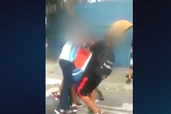 Imagem da noticia Adolescente autista é espancado por colegas de escola no interior de SP