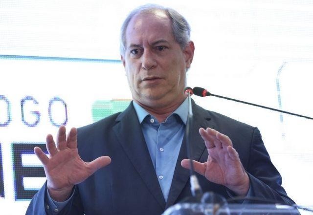 Imagem da noticia TSE aprova contas de Ciro relativas a 2018, mas cobra devolução de R$ 348,8 mil
