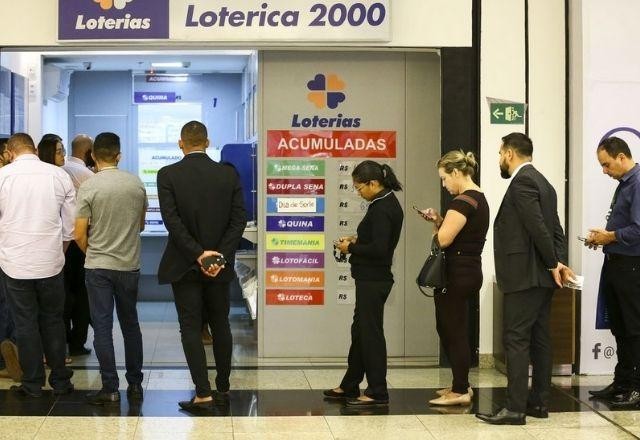 Imagem da noticia Nesta quarta, Mega-Sena sorteia prêmio de R$ 42 milhões