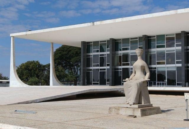 Imagem da noticia Novo pede que STF suspenda PEC dos Benefícios e a declare inconstitucional