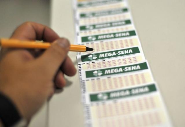 Imagem da noticia Mega-Sena sorteia prêmio de R$ 42 milhões nesta 5ª (31.ago)