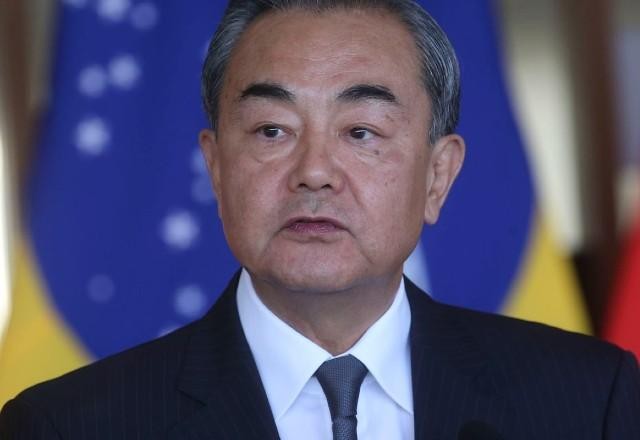 Imagem da noticia China diz lamentar guerra na Ucrânia e pede solução pacífica