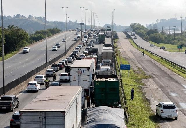 Imagem da noticia "Não há como governo evitar greve dos caminhoneiros", avalia economista