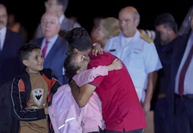 Imagem da noticia Brasil Agora: depois de 37 dias, repatriados de Gaza estão de volta ao Brasil