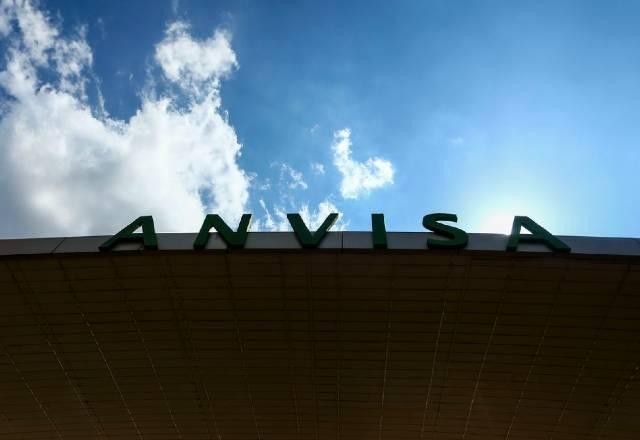 Covaxin pede adiamento de reunião com a Anvisa