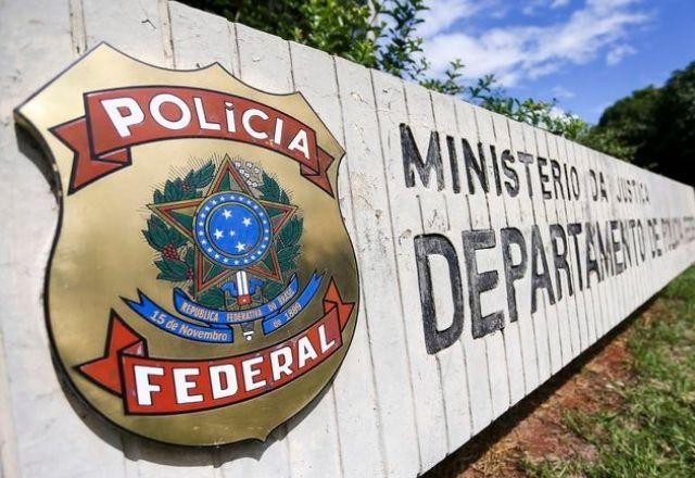 PF investiga desvio de R$ 2,5 milhões do Ministério do Trabalho
