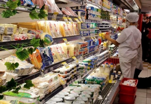 Imagem da noticia Vendas da indústria brasileira de alimentos crescem 3,2% em 2021