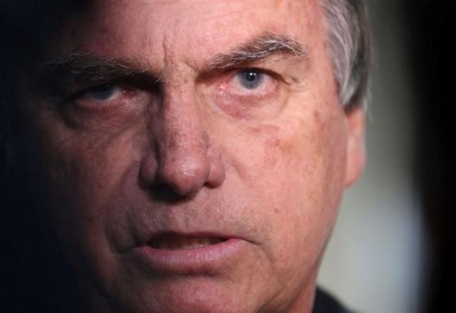 PGR recua e restringe pedido sobre dados de seguidores de Bolsonaro nas redes sociais