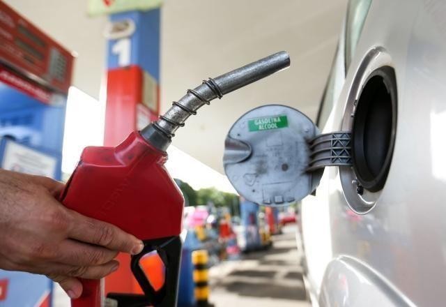 RS, RJ e MG anunciam reduções na alíquota do ICMS da gasolina