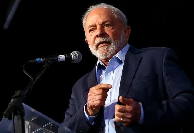Imagem da noticia Lula lamenta morte do diplomata Alberto da Costa e Silva
