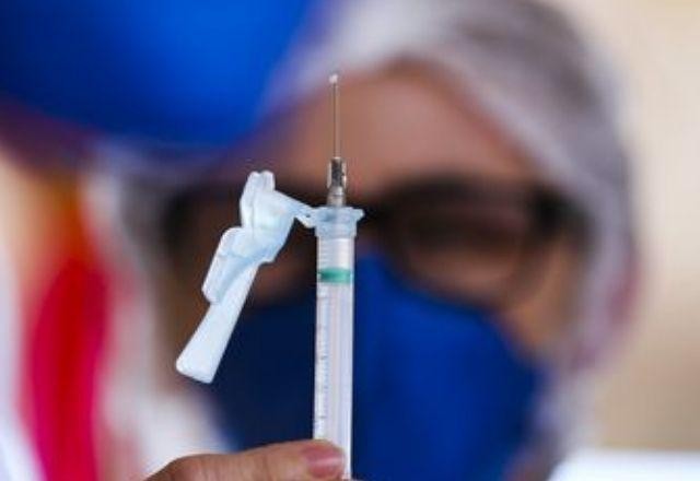 Ministério da Saúde pode economizar R$ 150 bi com avanço da vacinação no país