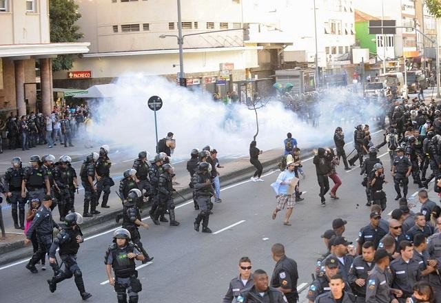 Imagem da noticia STF: Estado deve indenizar jornalistas feridos pela polícia em protestos
