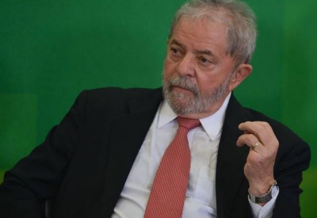 Imagem da noticia Juiz que mandou fechar Instituto Lula está de volta ao caso