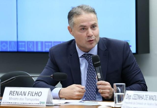 Imagem da noticia Renan Filho celebra aprovação do novo regime fiscal: "Teto de gastos era inexequível"