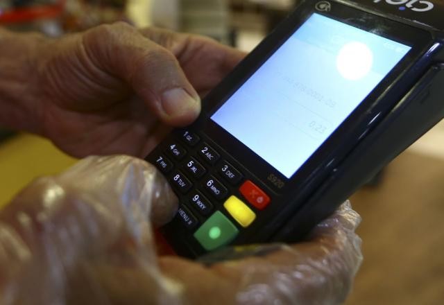 Imagem da noticia Desenrola: relator atende governo e mantém juros do cartão com limite em até 100%