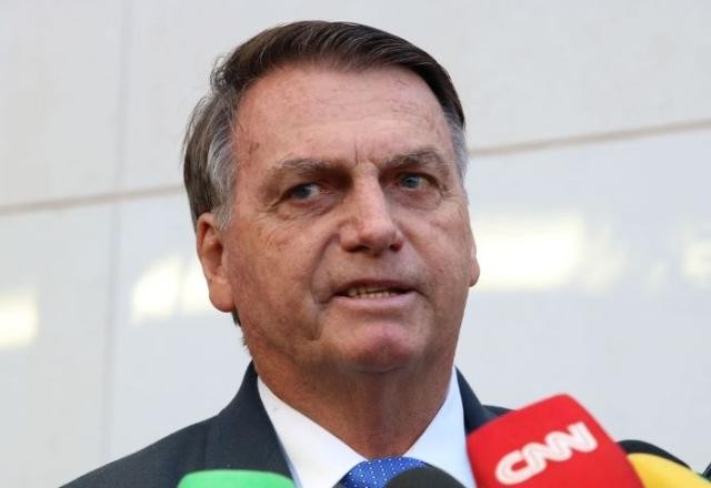 Imagem da noticia Bolsonaro presta depoimento à PF sobre divulgação de fake news