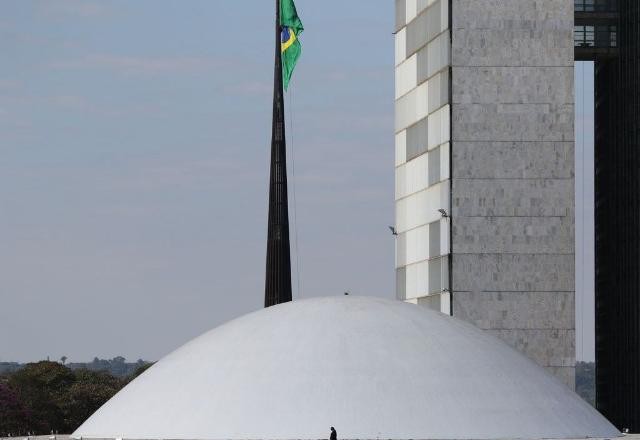 Imagem da noticia Congresso terá temas polêmicos na agenda do próximo ano
