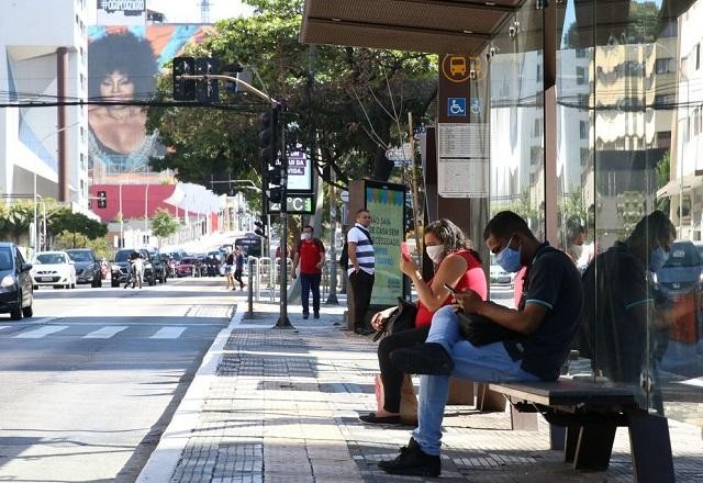 Imagem da noticia SP: Uso de máscara no transporte público deixa de ser obrigatório nesta 6ª feira