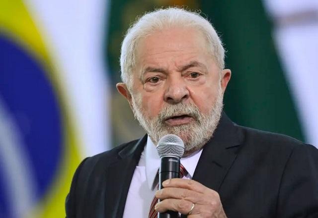 Imagem da noticia Lula: "Não pode fazer desoneração sem dar a contrapartida aos trabalhadores"