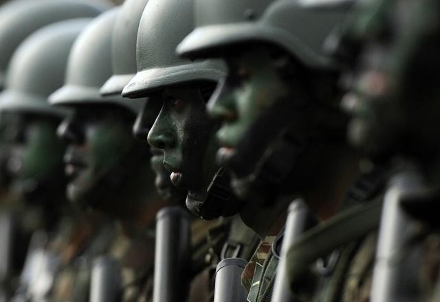 Número de militares do Exército na Defesa aumentou 87,73% em um ano