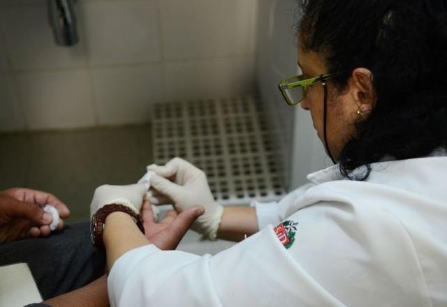 Imagem da noticia Brasil soma mais de 780 mil casos de sífilis em 10 anos, diz pesquisa