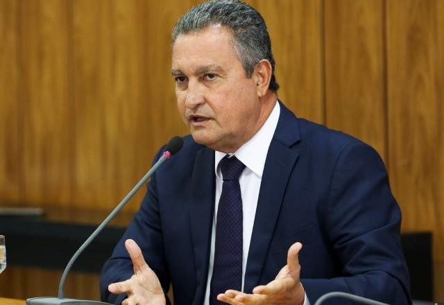 Imagem da noticia Após polêmica do Pix, Rui Costa diz que Haddad 'saiu mais forte'