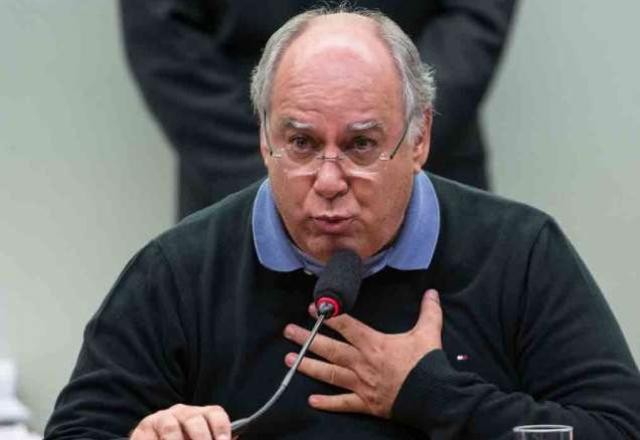 Imagem da noticia Justiça aumenta pena de ex-diretor da Petrobras condenado por corrupção