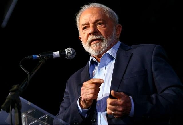 Lula deve repetir Bolsonaro e anunciar PGR no último minuto