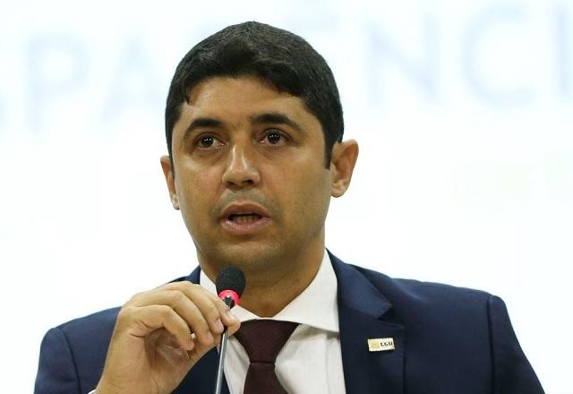 Imagem da noticia "Calúnia é crime", diz ministro da CGU após fala do presidente da CPI
