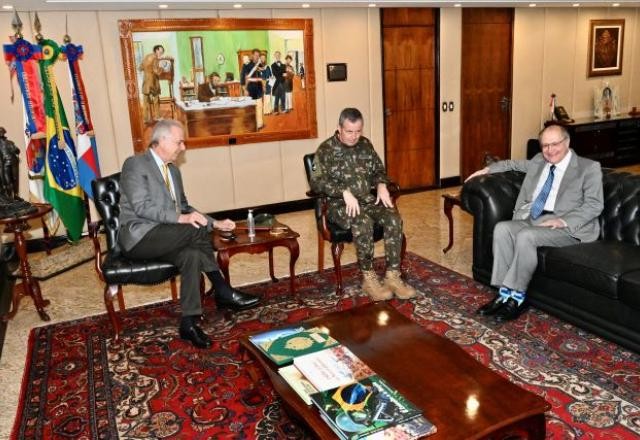 Imagem da noticia PEC dos militares não teria barrado candidaturas de eleitos em 2022