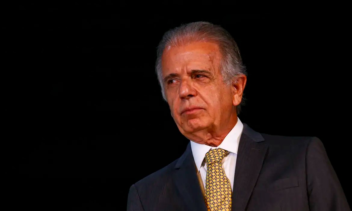 Imagem da noticia Venezuela X Guiana: Lula abre mão de relação pessoal com Maduro e transfere negociação para Vieira e Amorim