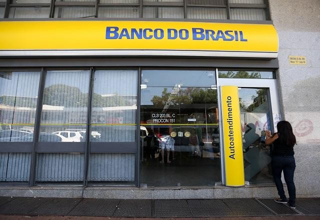 Imagem da noticia Banco do Brasil abre concurso com 4.480 vagas para escriturário