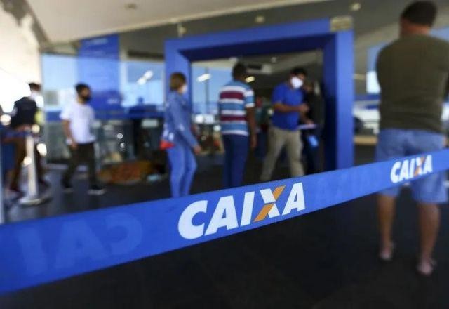 Agências da Caixa abrem uma hora mais cedo nesta 4ª para atendimento do Desenrola