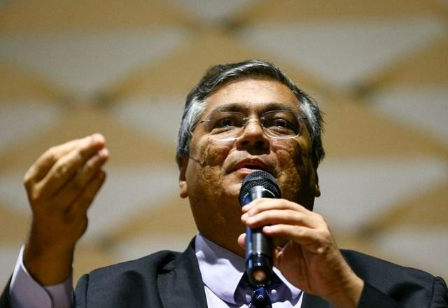 Imagem da noticia Brasil pode rever adesão ao Tribunal Penal Internacional, diz Dino
