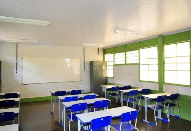 Imagem da noticia Um a cada cinco jovens no Brasil não estuda e nem trabalha, diz IBGE