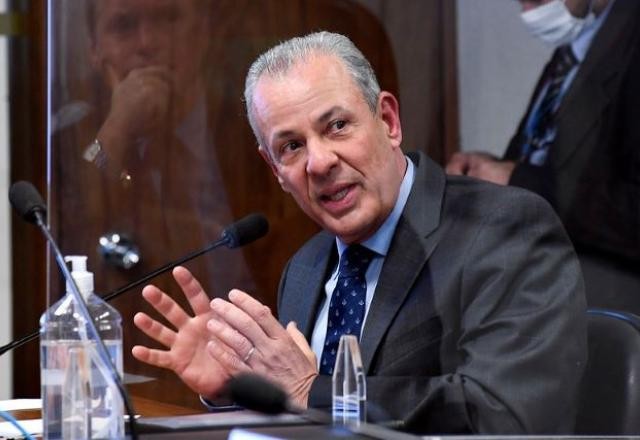 Imagem da noticia Saída de Bento Albuquerque foi "consensual", diz Ministério de Minas e Energia