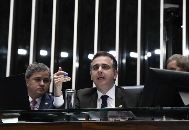 Imagem da noticia Descriminalização das drogas deve ser próximo embate entre Senado e Supremo