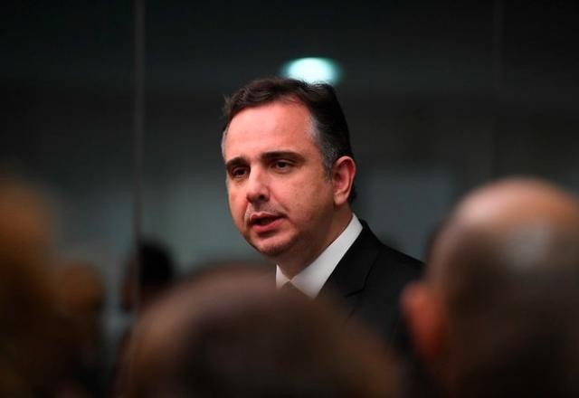 Imagem da noticia Pacheco responde críticas de ministros do STF, sobe o tom e diz que "não há instituições intocáveis"