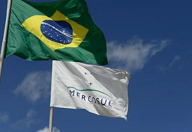 Imagem da noticia Países do Mercosul manifestam "profunda preocupação" com crise Venezuela-Guiana