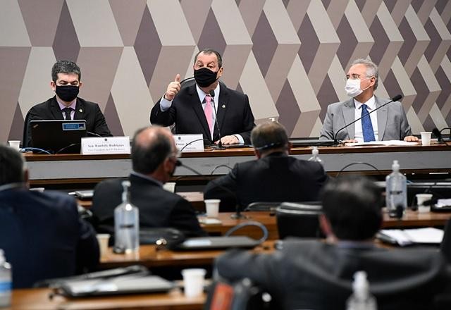 Imagem da noticia Experiência da CPI da Pandemia indica embate sem fim na CPMI do 8 de janeiro