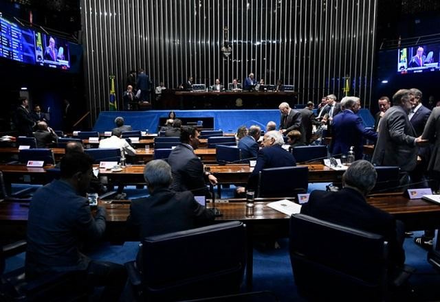Imagem da noticia Senado aprova em 1º turno PEC que limita decisões monocráticas no Supremo